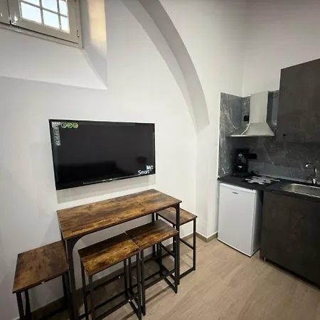 Luigi And Sasy's House 4*