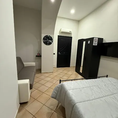 Luigi And Sasy's House Bed & Breakfast Naples