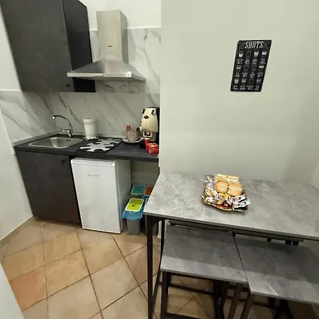 Luigi And Sasy's House * Neapol